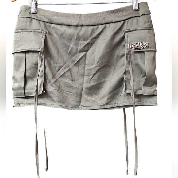 NWT Khaki Satin Cargo Micro Mini Skirt Size 4 - Picture 3 of 6